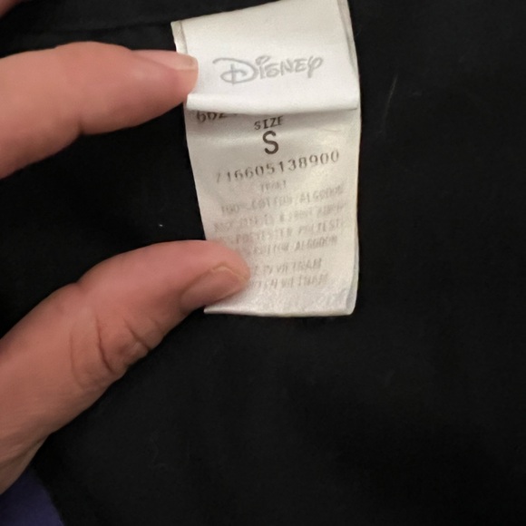 Disney Lion King Scrub Top GUC - Picture 4 of 7